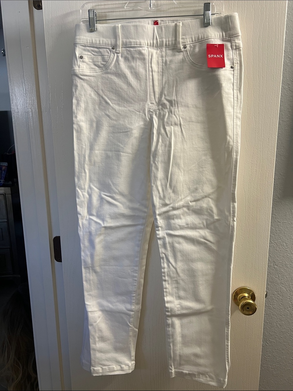 SPANX Women’s White Slim Straight Jeans